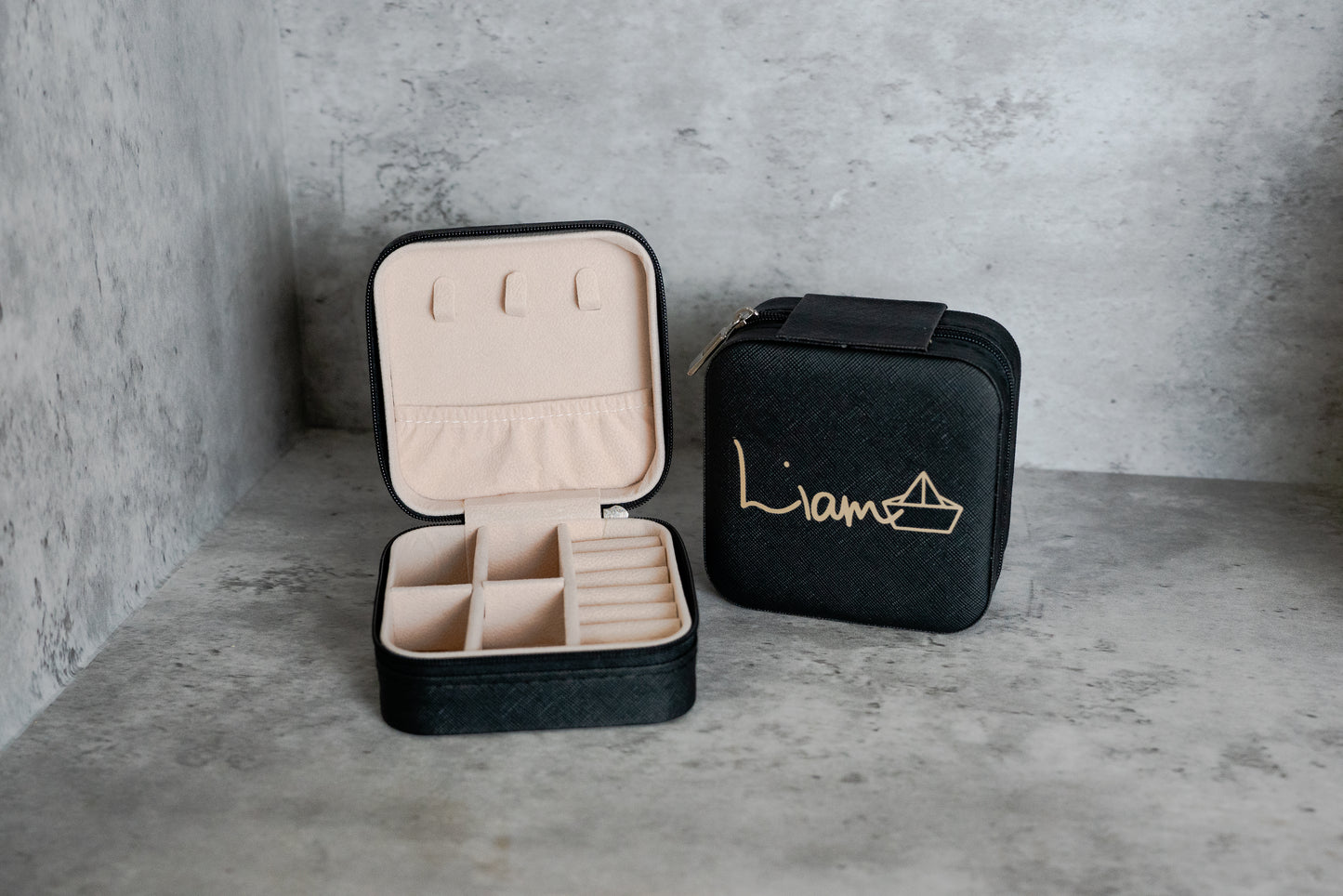 Artist's Signature Legacy - Liam | BLACK - Forever Treasures Chest: Mini Jewellery Box
