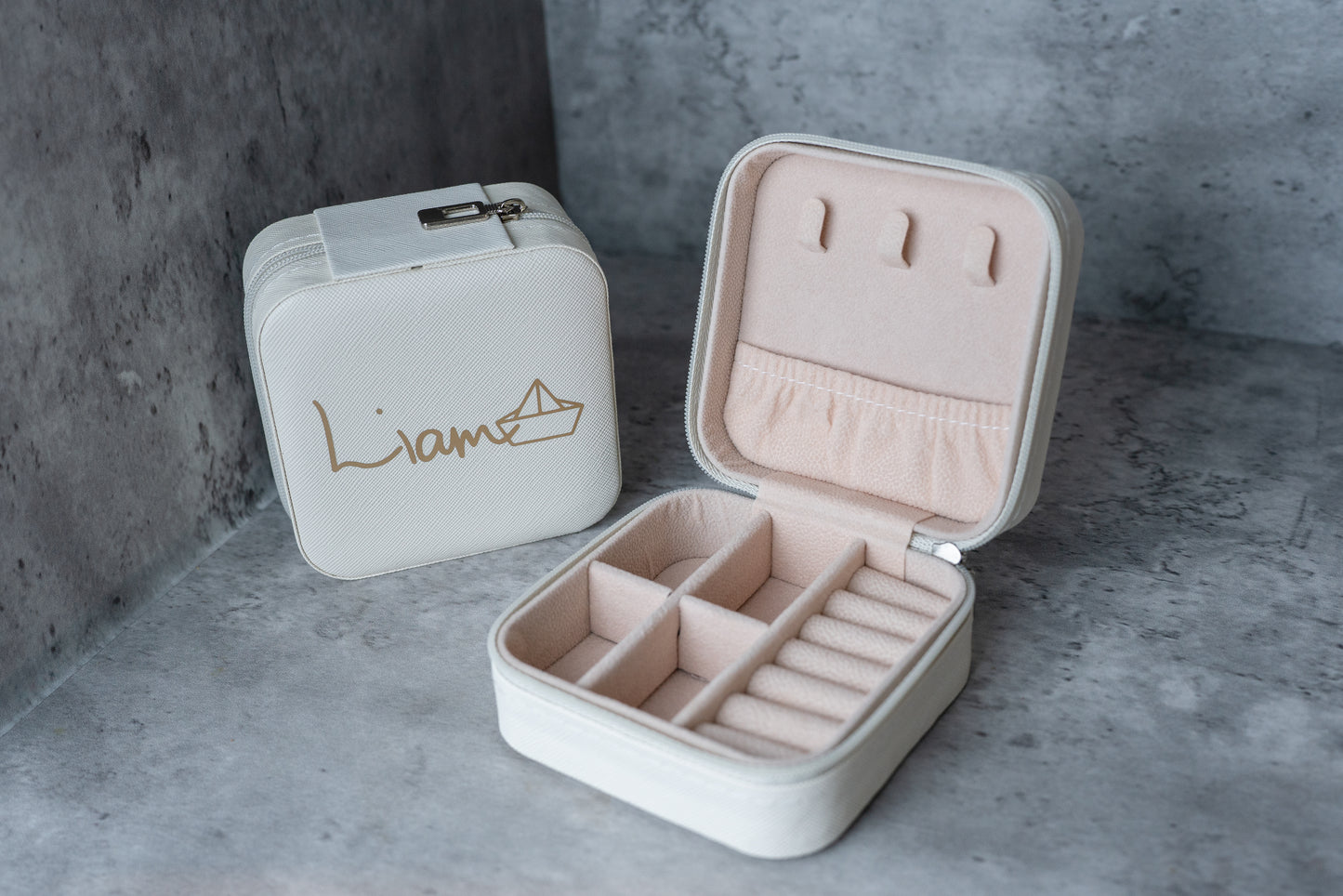 Artist's Signature Legacy - Liam | WHITE - Forever Treasures Chest: Mini Jewellery Box